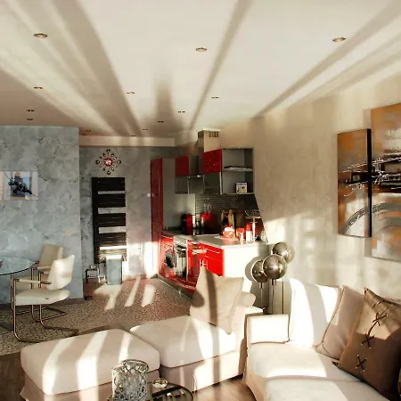 Apartment Apt. 13 A דירה *